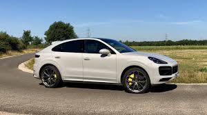 It is available in 4 colors and. Porsche Cayenne E Hybrid 2021 Nachschlag Beim Akku Autonotizen