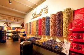 Lindt Factory Store Open Mon Fri 10a 6p Sat 10a 5p Suenos Suiza