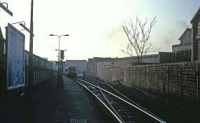 La Gare Sncf De Garibaldi La Ligne De Saint Ouen Reliais Ermont Eaubonne A La Chapelle Saint Ouen Lieu De Culte Saint Denis Paris