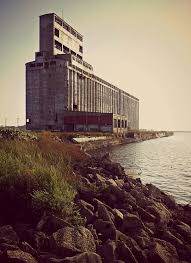 Grain Elevator Near Gallagher Beach In Buffalo Ny Scenic Photos Buffalo New York Scenic
