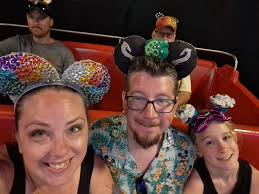 How to use a complimentary Lightning Lane pass at Walt Disney World?