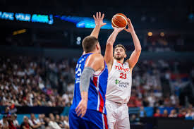 Brenda Trindade arousing scenes