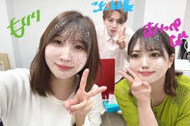 ライブ チャット 三 人