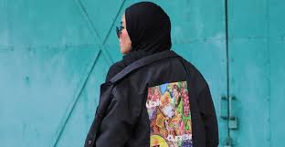 Sebagai putri aktor kelas dunia dan ibu yang pernah menjadi idola remaja tidak heran. 9 Gaya Berpakaian Cewek Yang Paling Disukai Cowok Wajib Dicoba