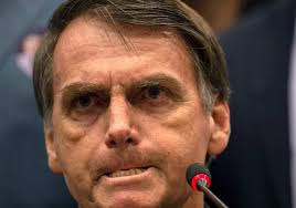 Dos EUA, Bolsonaro chama estudantes de “idiotas úteis” – Hora do Povo