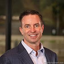 Robyn Mowery's Instagram, Twitter & Facebook