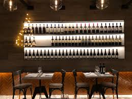 It can seat up to 70 people at a time and has a very inviting interior design. 5 Locali Di Design Dove Mangiare Bene A Roma Fra Ristoranti E Lounge Bar