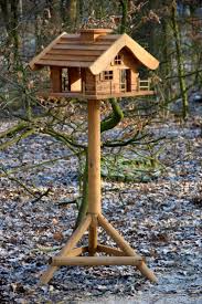 Bird Feeder For Large Birds Vogelhaus Vogelfutterhaus Stander Blockhaus Stil Xxl Gross Futterhaus Wildvoge Blockhaus Bird House Bird Houses Diy Bird Feeder Stands