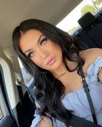 Ericka Frazier's Instagram, Twitter & Facebook