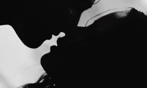 Share the best gifs now >>> Seven Dates A Weekend Ro Wattys2020 18 The One In Which They Kiss Wattpad