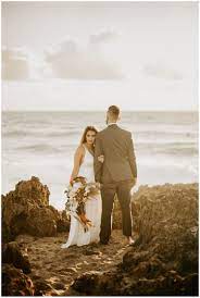 Sunrise Florida Elopement House Of Refuge Meagan Puett Florida Beach Wedding Sunrise Florida Sunrise Wedding