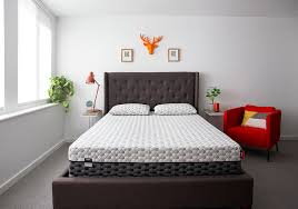 I will begin my list of the best hybrid beds for side sleepers with the dreamcloud. Best Mattress For Side Sleepers 7 Beds That Could Change Your Life
