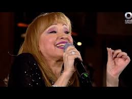 BÉSAME de Ricardo Montener Canta Polly