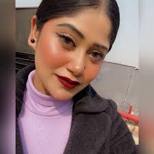 Sonali Pradhan's Instagram, Twitter & Facebook