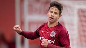 Adam hložek (sparta praha) a jeho profil na flashscore.sk. Smlouva K Narozeninam Sparta Si Pojistila Svuj Nejvetsi Talent Sport Cz