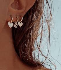 𝙚𝙙𝙞𝙩𝙚𝙙 𝙗𝙮 𝙖𝙫𝙖𝙜𝙨𝙘𝙧𝙤𝙜𝙜𝙞𝙣𝙨 ear jewelry cute jewelry earings piercings