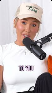 Susan Degen's Instagram, Twitter & Facebook