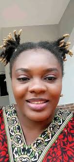 The ever beautiful Ursula... Age gracefully Mom, Happ birthday.