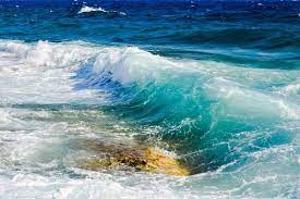 Use dark blue and green pencils to shade the area under the breaking waves to give the illusion of a solid mass that is rolling in the water. Colors For Under Drawing Waves Carrie L Lewis Artist