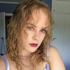 Stream Laura Cheetham music