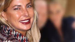 Giulia Siegel: Sie zeigt sich mit all ihren Kindern, ihrem Freund, ihrem  Papa und dessen Frau