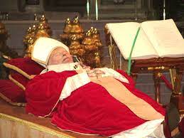 Ouverture du cercueil de jean paul 2. Mort Et Funerailles De Jean Paul Ii Wikipedia