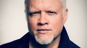 Brett Abrahamsen Has 13 Questions For John Leamy