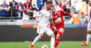 Deux équipes en confiance, l'ol et brest, s'affrontent dans le. Mppcd5tftn721m