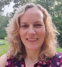 Cindy Mccormick's Instagram, Twitter & Facebook