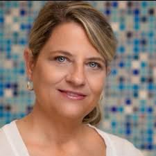 Betty Sullivan's Instagram, Twitter & Facebook