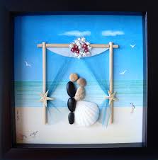 Wedding Gift Pebble Art Couple S Pebble Art Custom Wedding Gift Unique Wedding Gift Bride And Groom Gift Coup Pebble Art Seashell Crafts Diy Wedding Gifts