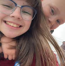 Is the 155 At 12:09 still stopping at the king street stop or do you have  to get it from somewhere due to the road works? I don't understand the app  😂