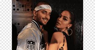 Estoy enamorado de 4 babys, siempre me dan lo que quiero chingan cuando yo les digo, ninguna me pone pero dos son casadas, hay una soltera la otra. Anitta Maluma Brasilien Sim Ou Nao Sanger Maluma Anitta Brasilien Png Pngegg