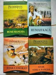 Ini adalah kisah dua orang yang hidup di era yang sama tetapi dalam dunia yang berbeda. Jual Panggil Aku Kartini Saja By Pramoediya Cek Harga Di Pricearea Com