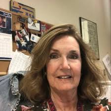 Joanne Kramer's Instagram, Twitter & Facebook