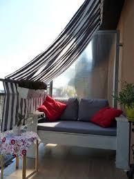 60 Amazing Small Apartment Balcony Decor Ideas That You Must Try Apartment Balco Apartment Balcony Decorating Small Balcony Decor Small Apartment Decorating