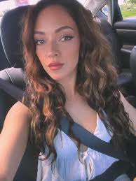 Natalie Farrell (@nataliee_farrell) • Instagram photos and videos