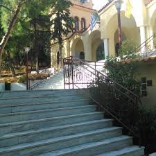 Ο άγιος μεγαλομάρτυρας χριστόφορος καταγόταν από ημιβάρβαρη φυλή και ονομαζόταν ρεμπρόβος, που σημαίνει αποδοκιμασμένος, κολασμένος. Photos At Agios Xristoforos Xaidari Attikh