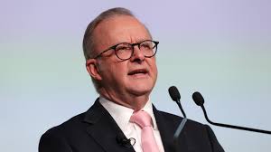 Former Norwood SANFL player Marc Oliver Cox released from prison to see  dying dad