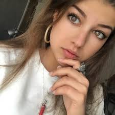 Maria Farres's Instagram, Twitter & Facebook