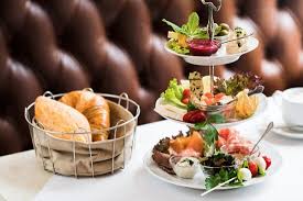 Circus roncalli has always been a bit different compared to the… Roncalli Grand Cafe Hamburg Ulasan Restoran Tripadvisor