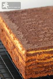 Panaskan kukusan dan balut dengan kain penutupnya dan gunakan api sederhana sahaja. Sarawak Layered Cake Kek Lapis Cadbury Artofit