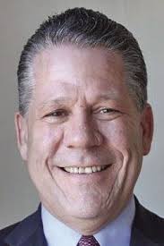 Foster City manager to retire