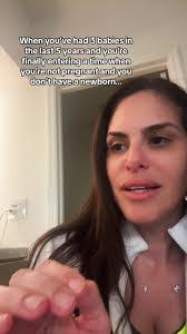 Amanda Hamann's Instagram, Twitter & Facebook