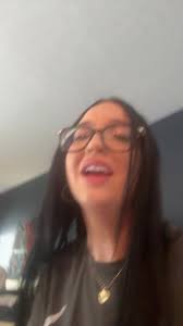 lyndsie (@lyndsie.williams)