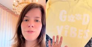 She's Sharing The Quirky And Colorful Outfit She Buried A 94-Year-Old Woman  In