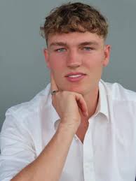 And finally to welcome to Surazuri from our registration a week ago at  LaBodega Restaurant and Lounge