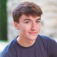 Shawn Knowlton's Instagram, Twitter & Facebook