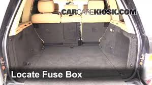 The power distribution box (described earlier in this section) is found in the engine compartment, mounted on a bracket attached to the drivers side fender apron. Interior Fuse Box Location 2003 2012 Land Rover Range Rover 2004 Land Rover Range Rover Hse 4 4l V8