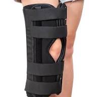 Tri-Panel Knee Brace with Aluminum Strip Stays for Knee Pain